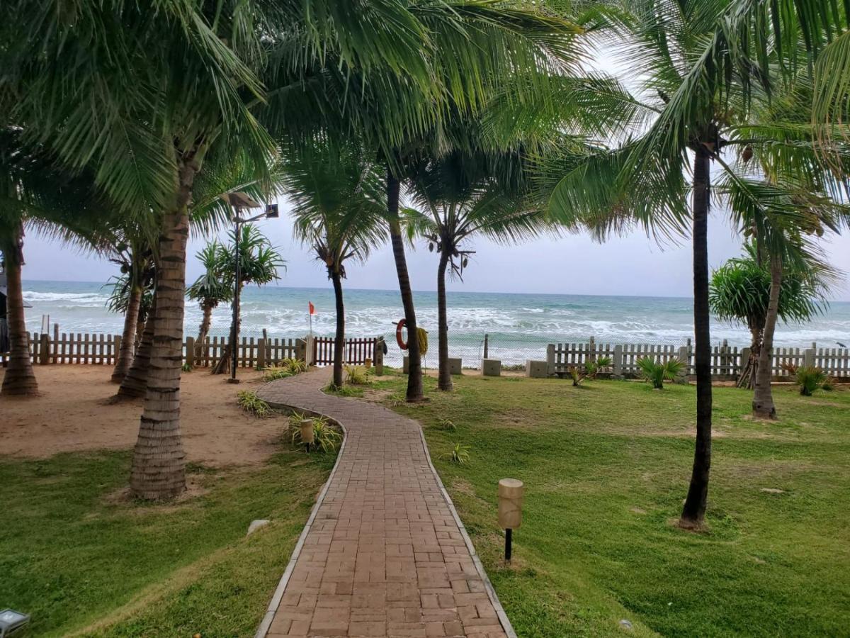 Beach Front Paradise Nilaveli Buitenkant foto