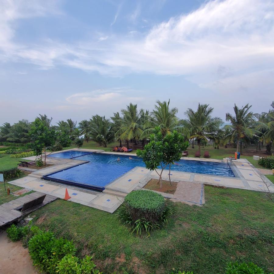 Beach Front Paradise Nilaveli Buitenkant foto