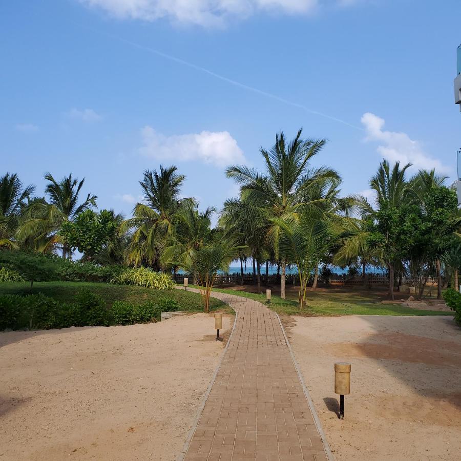 Beach Front Paradise Nilaveli Buitenkant foto